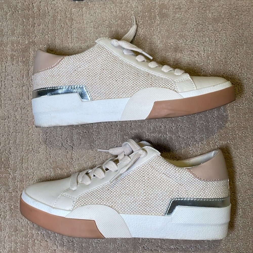 Dolce Vita Zina Sneakers